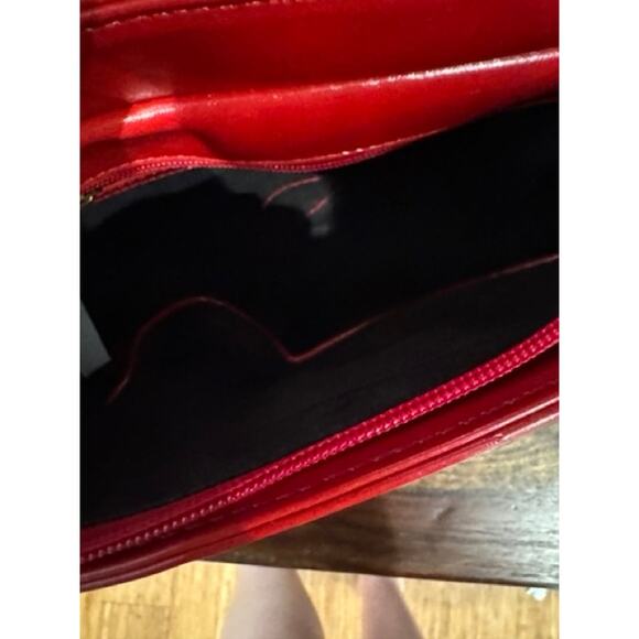 NEW Pink Haley Heart Black Red Faux Leather Crossbody Bag Purse - Picture 7 of 8